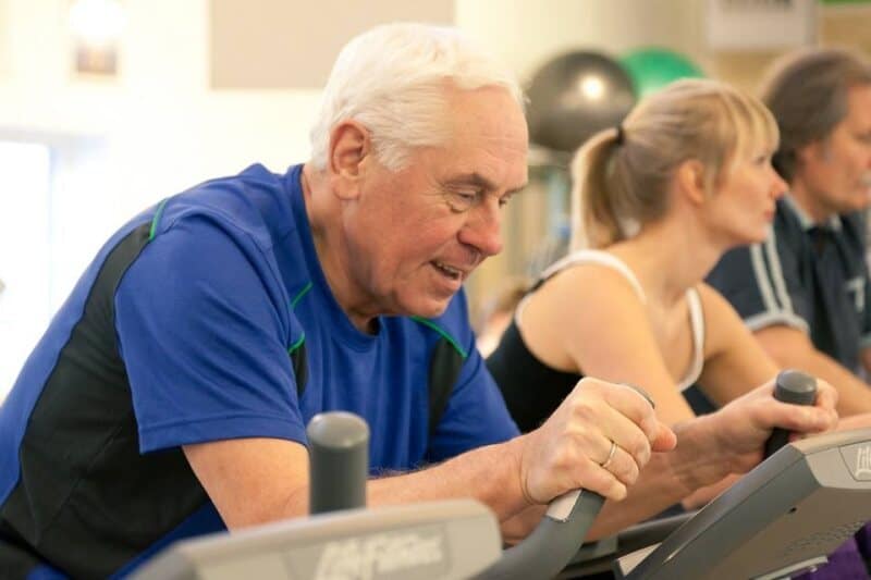 Alternatieve fitness voor ouderen bij Vivent Langer Thuis.